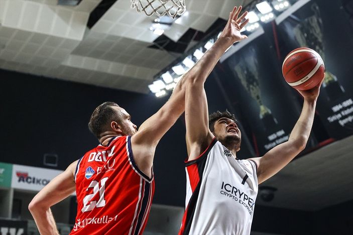 Beşiktaş potada  Bahçeşehir'i evinde mağlup etti