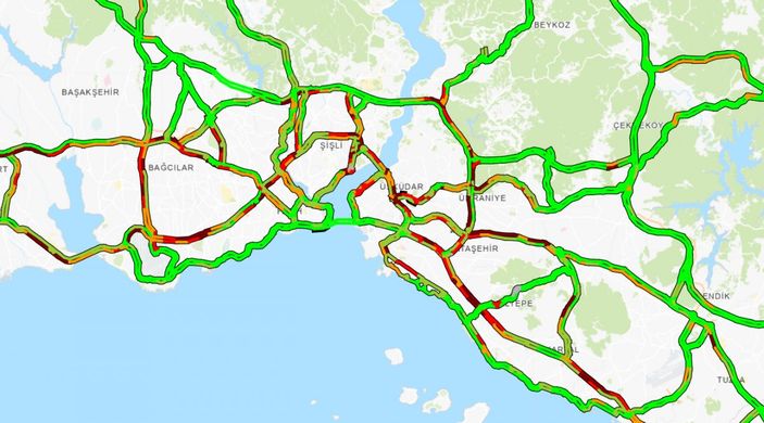 İstanbul trafiğinde ilk iş günü yoğunluğu