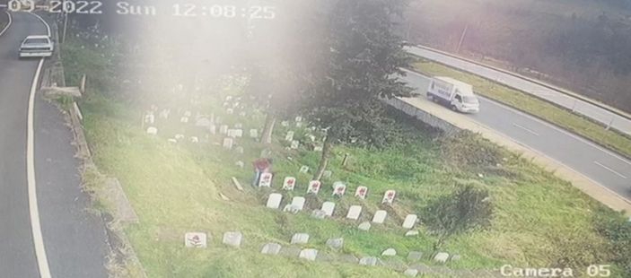 Trabzon’da, mezar taşı hırsızlığı kamerada