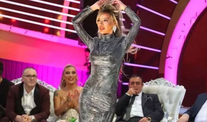 İbo Show'daki kostümü alüminyum folyoya benzetilmişti! Oryantal Didem'den olay itiraf