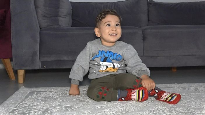 d Bursa'da SMA hastası bebek, kilo almaması için aç yatırılıyor