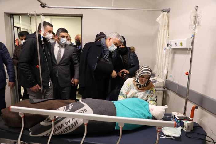 Erzincan'da köpeğin saldırdığı Emin'in doktoru: Derisi yüzülmüş gibiydi