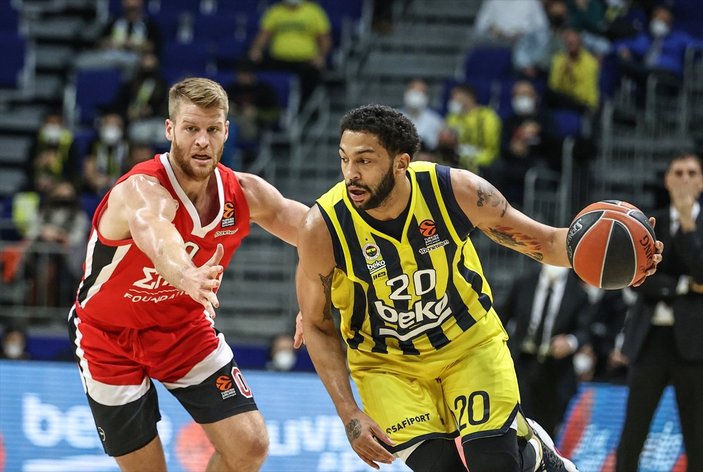 Fenerbahçe EuroLeague'de Olympiakos'u yendi