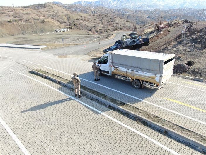 A Bingöl'de yol uygulamasında yakalanan sürücülere ceza