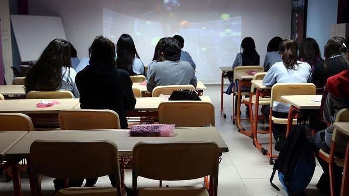 Antalya'da okuldan bilgisayar çalan öğrencilere 5 yıl hapis istendi