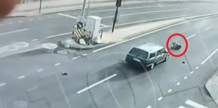 Bursa'da yaşlı adama otomobil çarptı