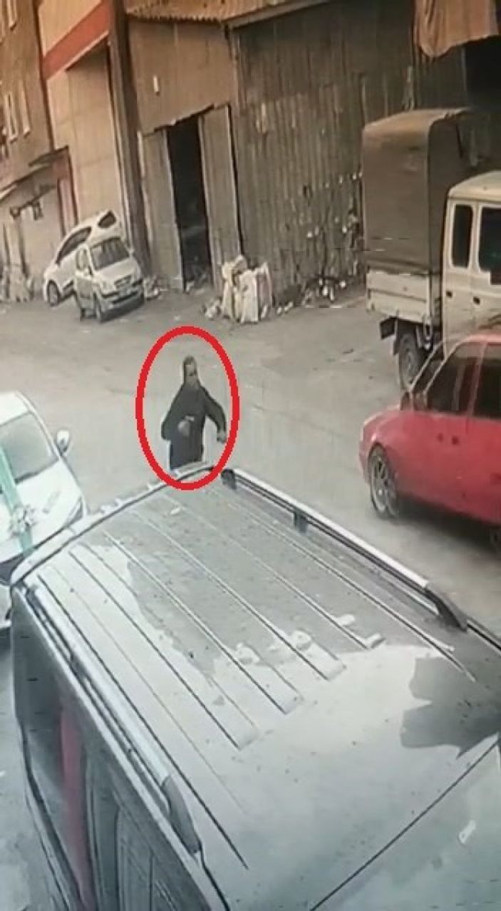 Bursa'da sokak ortasında silahlı çatışma