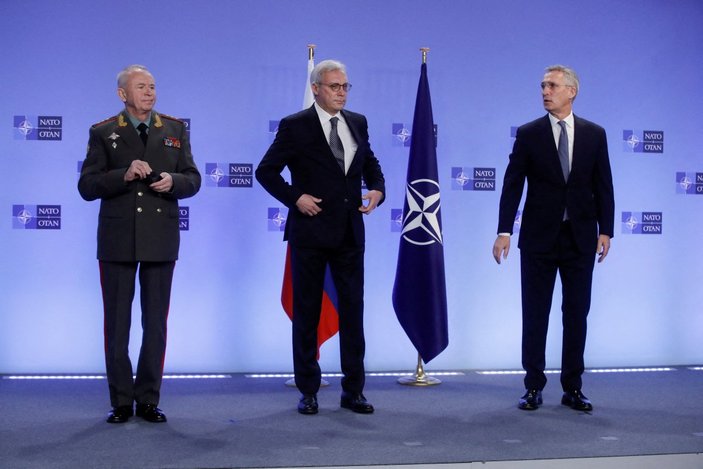 NATO'dan Rusya'ya: Ukrayna'ya karşı güç kullanırsanız ciddi sonuçları olur