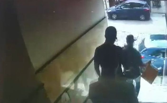 i Kağıthane'de Afrikalı genç gasbedildi