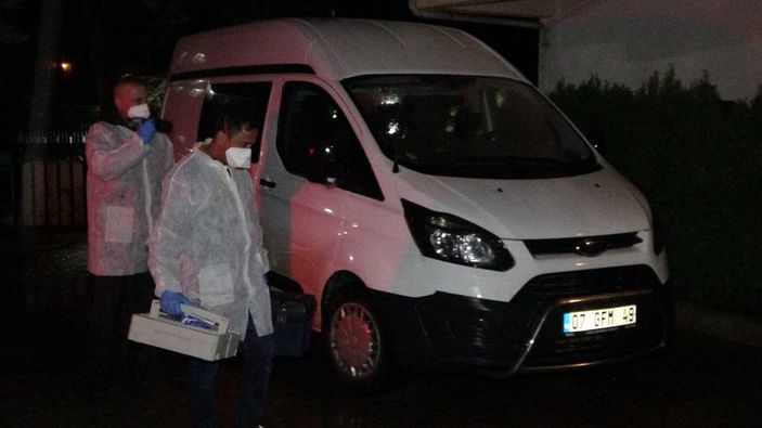 Antalya'da komşuların haber alamadığı adam evinde ölü bulundu