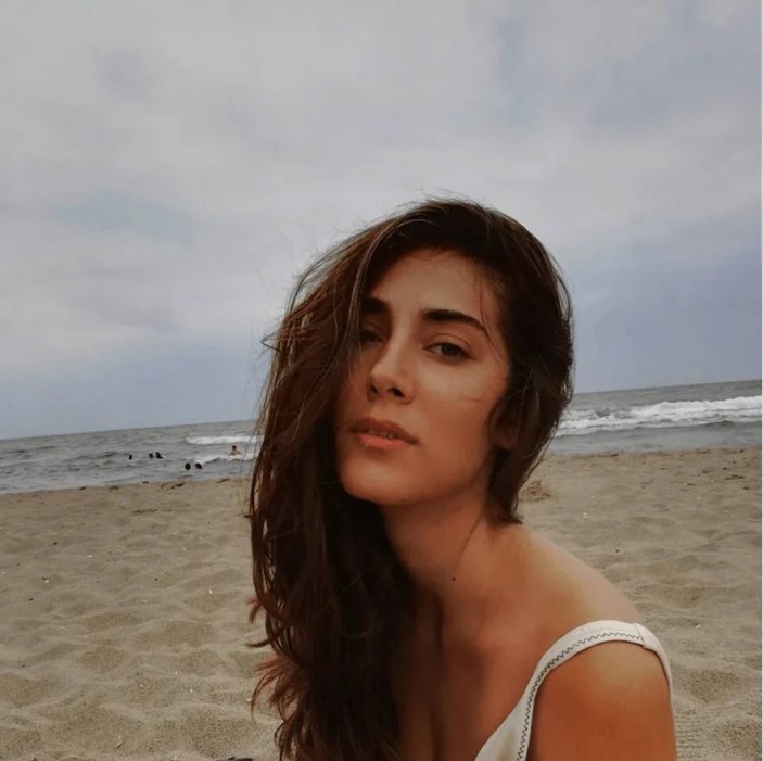 Gönül Dağı'nın Elif Hemşire'si Zümre Meğreli'nin pozları Instagram'ı salladı! Güzelliğiyle mest etti