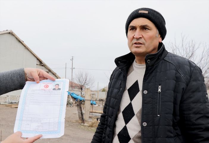 a Kayseri’de, arsasından geçen yolu kapatan adam: Belediye işi çözecek