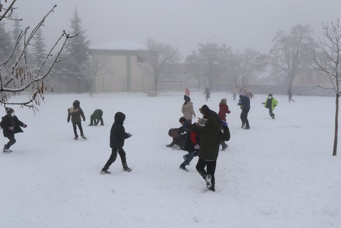 Kar yağışı nedeniyle eğitime ara verilen iller