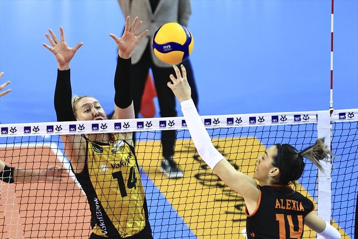 Galatasaray'ı yenen VakıfBank, Kupa Voley'de dörtlü finalde