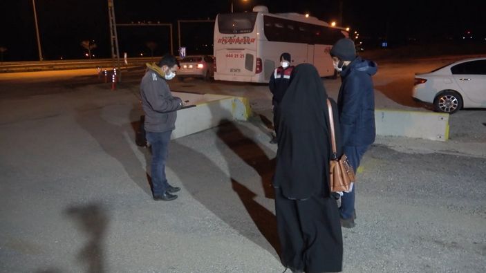 Kırıkkale'de virüslü karı koca otobüste yakalandı: