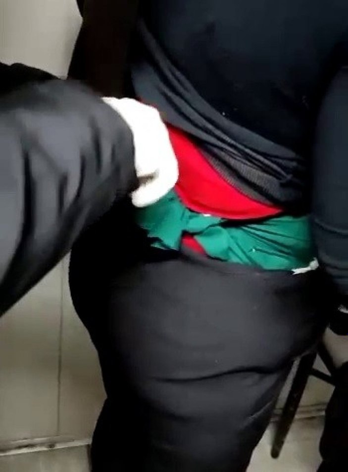 Erzurum'da yolcu otobüsünde beline eroin gizleyen kadın tutuklandı