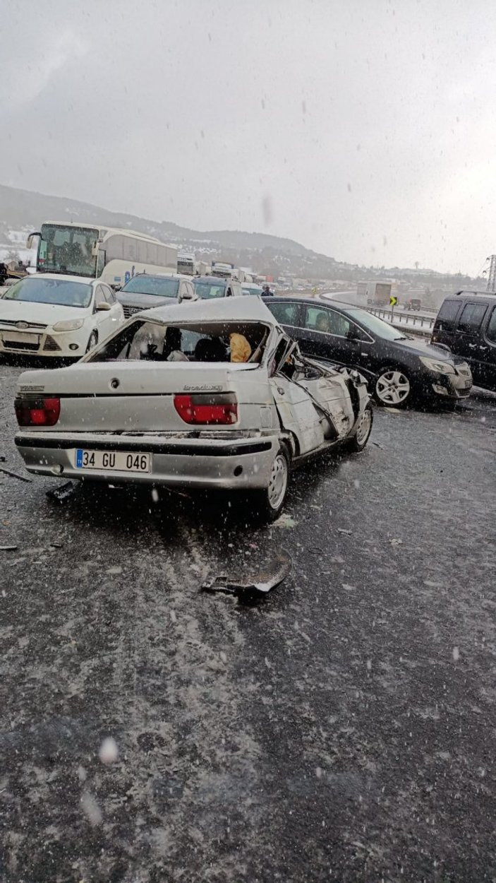 Bolu’da zincirleme kaza: 12 araç birbirine girdi