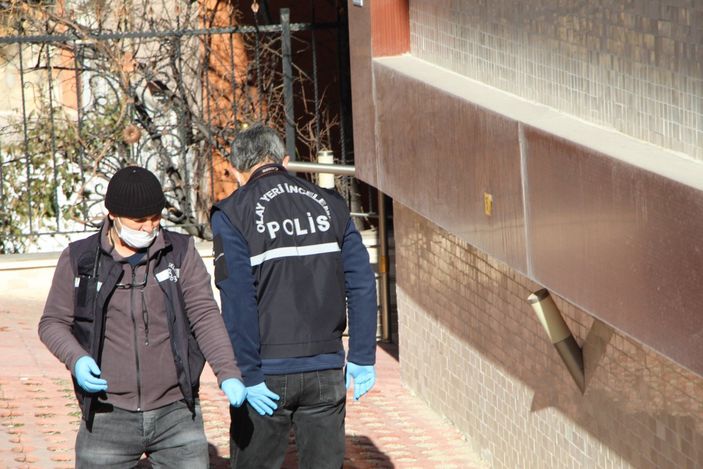 i Burdur'da husumetlisini silahla yaraladı, kendini ihbar etti