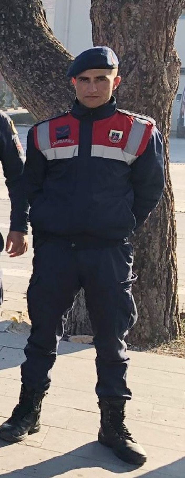 i Manisa'da Jandarma Uzman Onbaşı yangında hayatını kaybetti