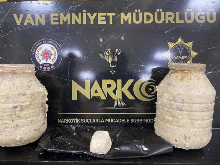 Van’da polis, uyuşturucuyu peynir bidonunda buldu