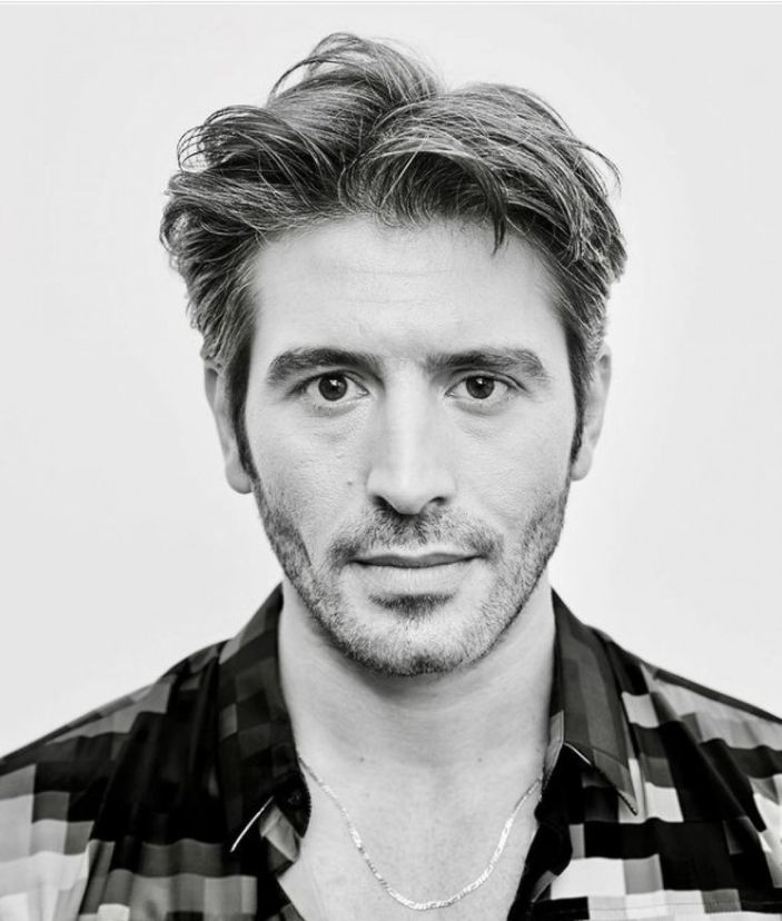 Ünlü olmadan önceki hali şoke etti! İşte Camdaki Kız'ın Hayri'si Cihangir Ceyhan'ın eski hali