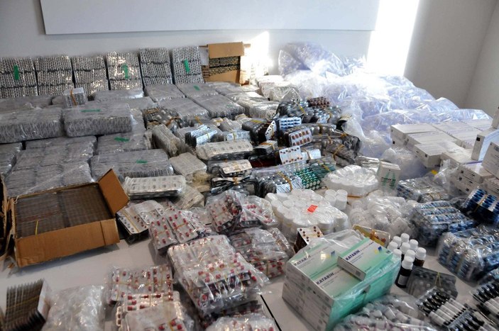 İstanbul Havalimanı'nda ilaç kaçakçılarına yönelik operasyon