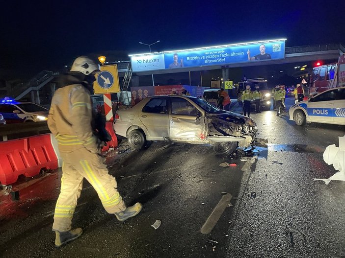 Maltepe'de kaza sonrası çekici bekleyen sürücüye araç çarptı, sürücü öldü