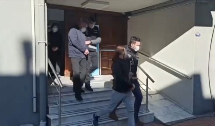 i İzmir'de sahte para operasyonu: 5 gözaltı