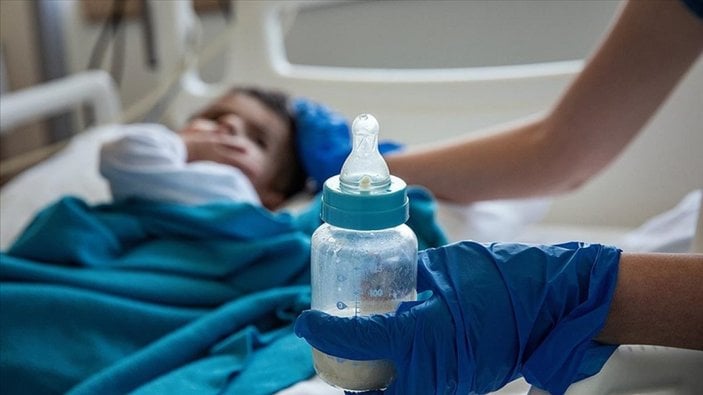 Katar’da 3 haftalık bebek, koronavirüs nedeniyle yaşamını yitirdi