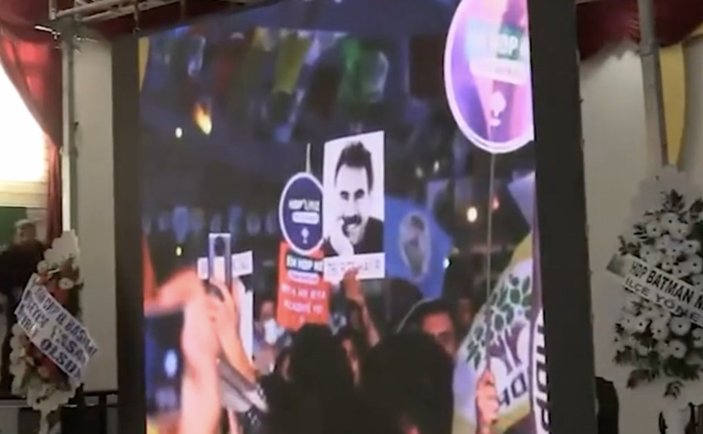 Pervin Buldan'ın katıldığı HDP kongresinde Öcalan sloganları