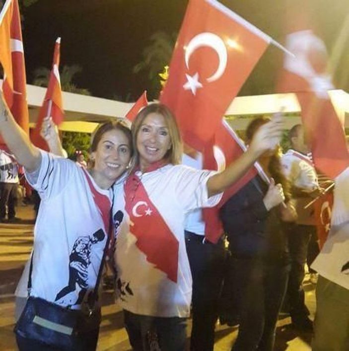 Yıllar sonra ortaya çıktı... Ah Nerede filminde Tarık Akan'ın sevgililerinden biriydi!