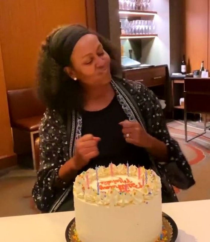 Barack Obama, eşi Michelle'in doğum gününü kutladı