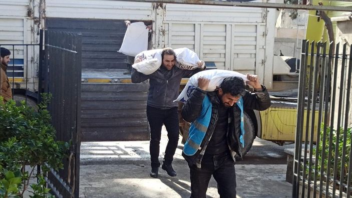 Mardin’den Rasulayn'a gıda ve ilaç yardımı