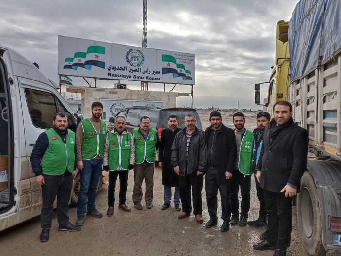 Mardin’den Rasulayn'a gıda ve ilaç yardımı