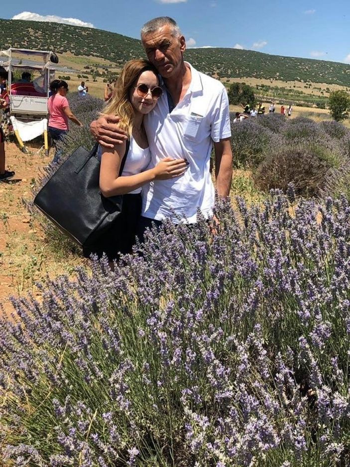 i Antalya'daki babanın kayıp kızı için yaptığı paylaşım yürekleri sızlattı