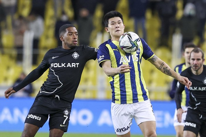 Fenerbahçe Altay'ı 2 golle geçti