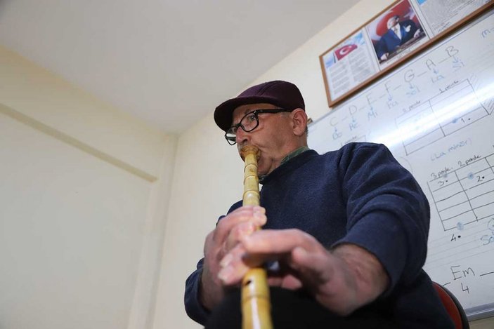 70 yaşındaki Ordu'lu bir yılda 4 enstrüman çalmayı öğrendi