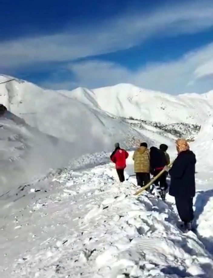 Van'da doğum sancısı tutan anne için seferber olundu