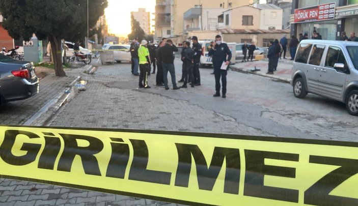 Mersin'de kafasına taş düşen kadın hayatını kaybetti