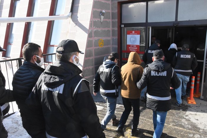 Eskişehir’de, 1 milyon 500 bin lira dolandıran 8 şüpheliye gözaltı