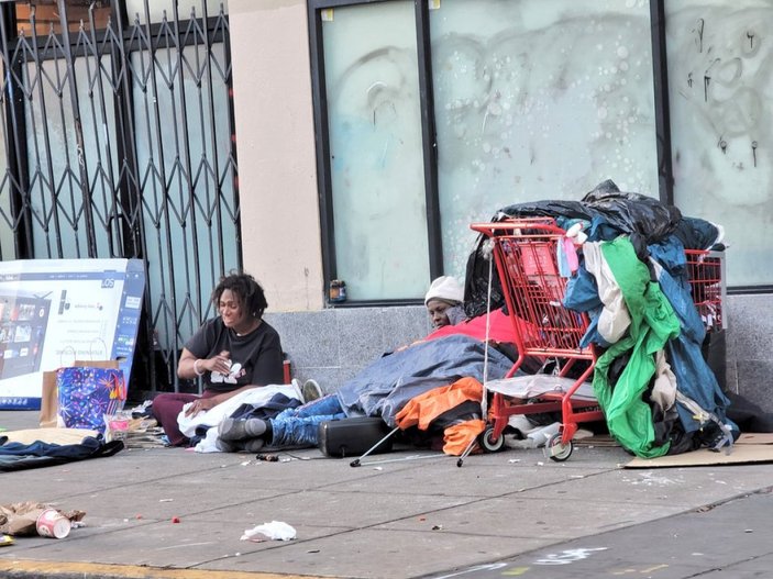 ABD'de San Francisco caddelerindeki evsizler görüntülendi