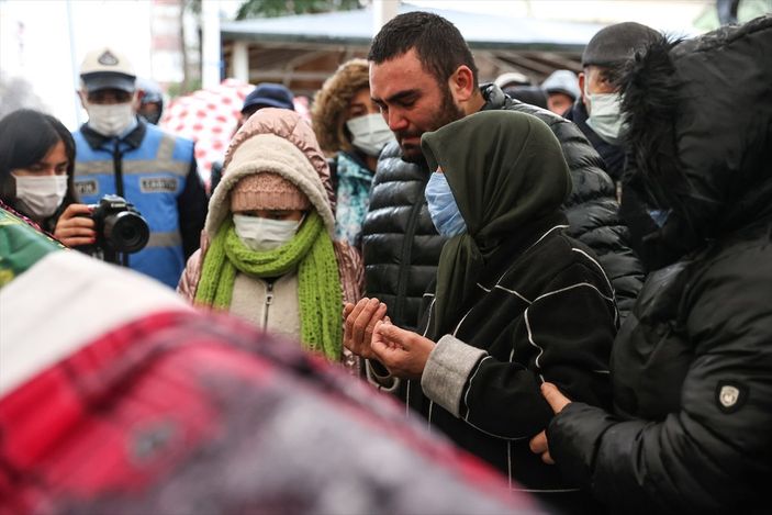 Kartal'da öldürülen Ömür hemşireye veda