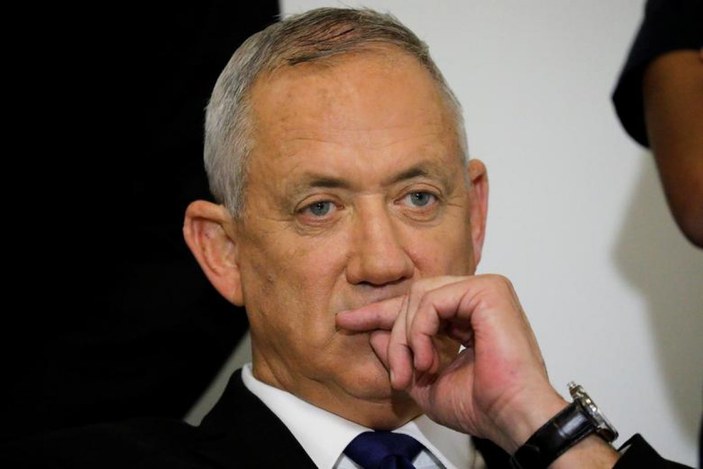 İsrail Savunma Bakanı Gantz, koronavirüse yakalandı