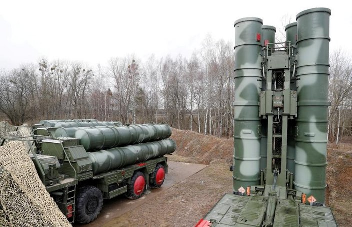 Rusya, Belarus'a iki S-400 gönderdi