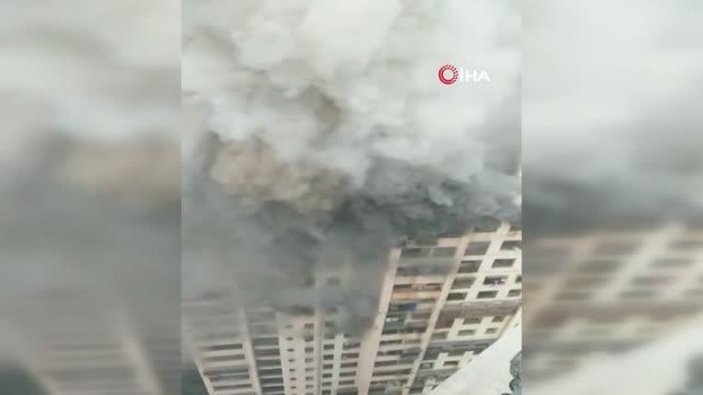 Hindistan'ın Mumbai'de bina yangını: Ölü ve yaralılar var