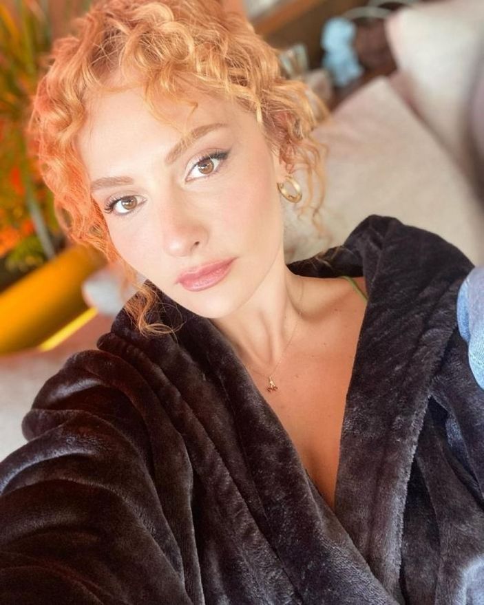 Yargı'nın Hakime Neva'sı Başak Gümülcinelioğlu Instagram'da çok farklı! Pozlarıyla nefes kesiyor