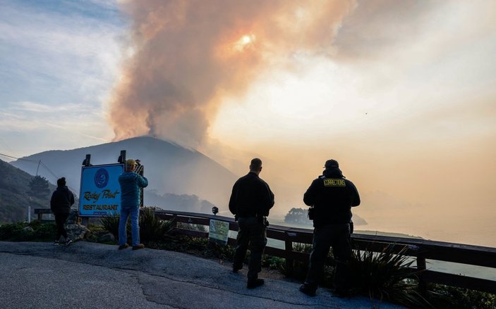 Kaliforniya'da orman yangını: Bir bölge tahliye edildi