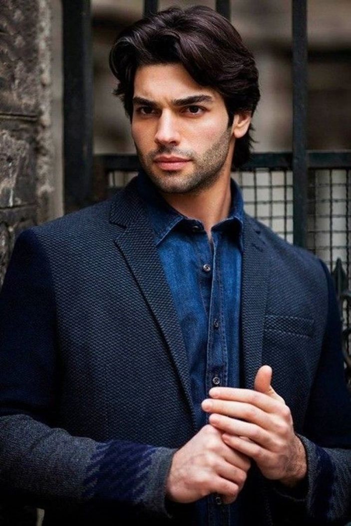 Masumlar Apartmanı'na bakın kim geliyor! Yakışıklılığıyla genç kızların kalbini çalacak