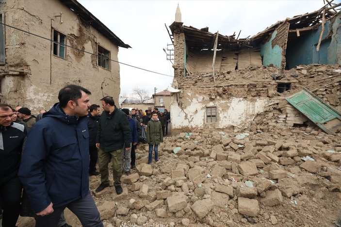 Elazığ ve Malatya'da depremzedeler yeni konutlarında yaşamını sürdürüyor
