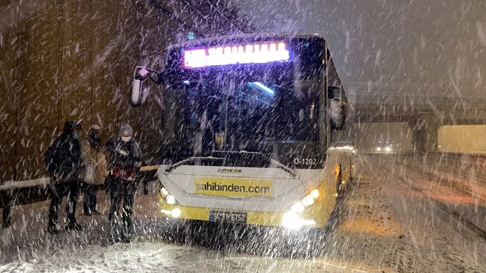 İstanbul'da otobüs çilesi